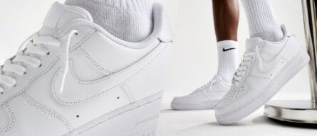 beli Nike Air Force 1
